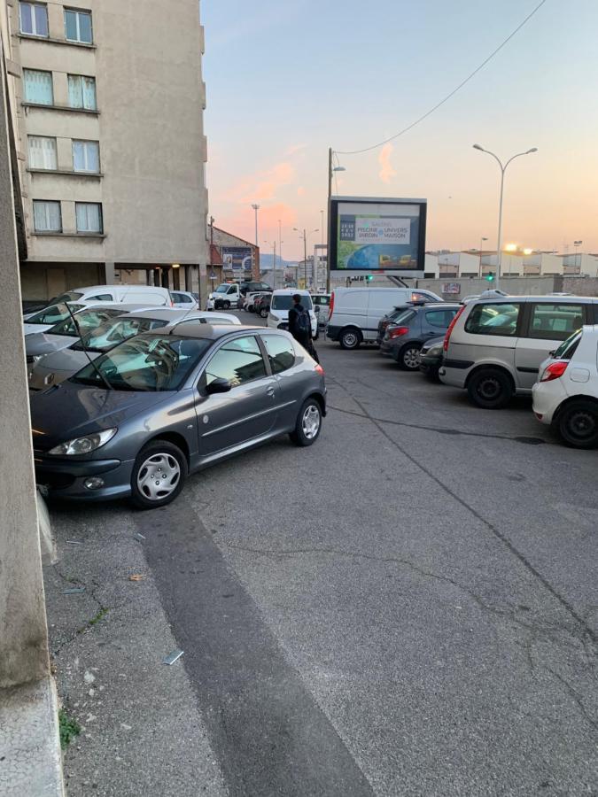 Superbe T3 Sejour Marseille Clim 2 Balcons Timone Appartement Buitenkant foto
